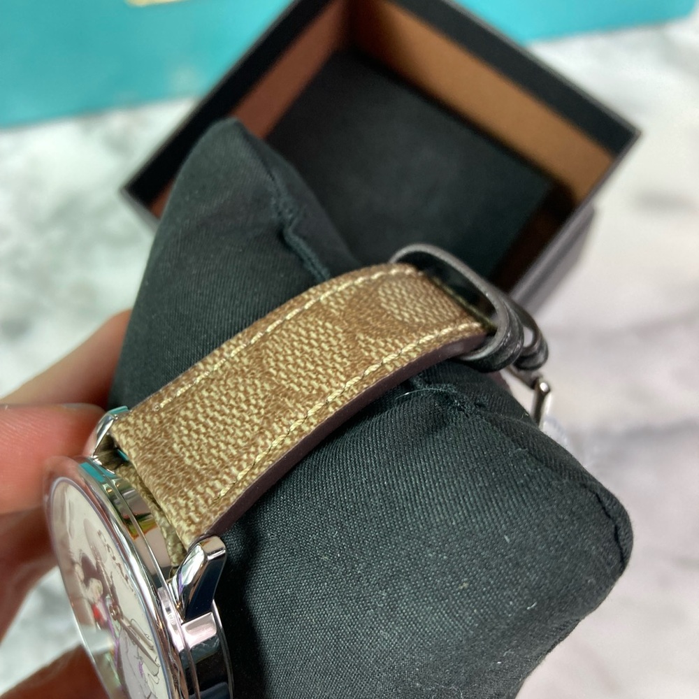 NWT COACH Disney X Villains Khaki Watch 14504072 - Picture 3 of 7